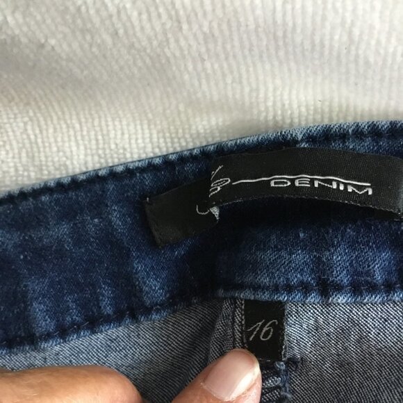 Ag Adriano Goldschmied Jeans Style 50834 Women's Sz 16 Cropped Strech Dark Wash - Picture 3 of 7